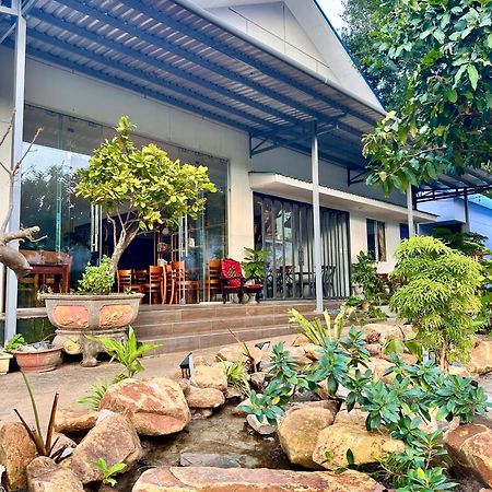 Bungalow Hotel Chi Khu Co Ong المظهر الخارجي الصورة