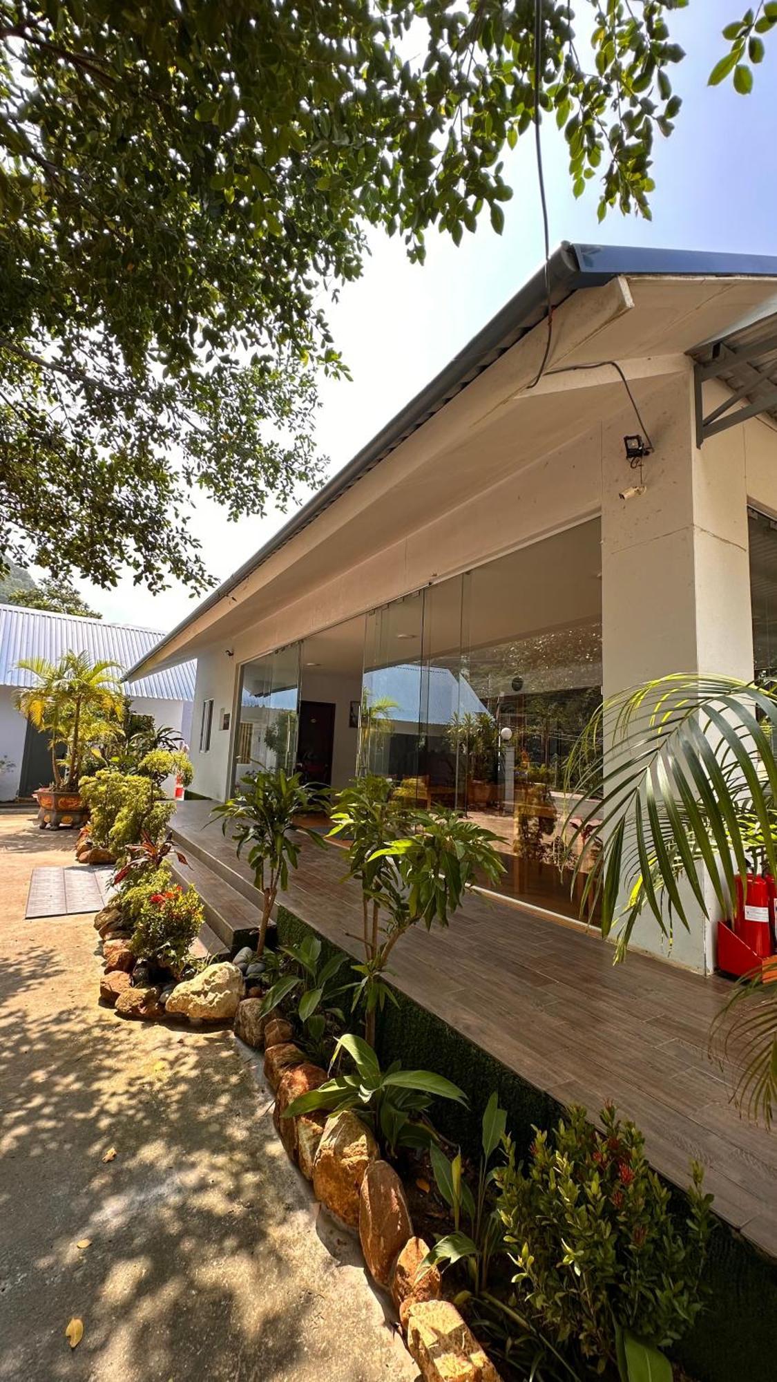 Bungalow Hotel Chi Khu Co Ong المظهر الخارجي الصورة