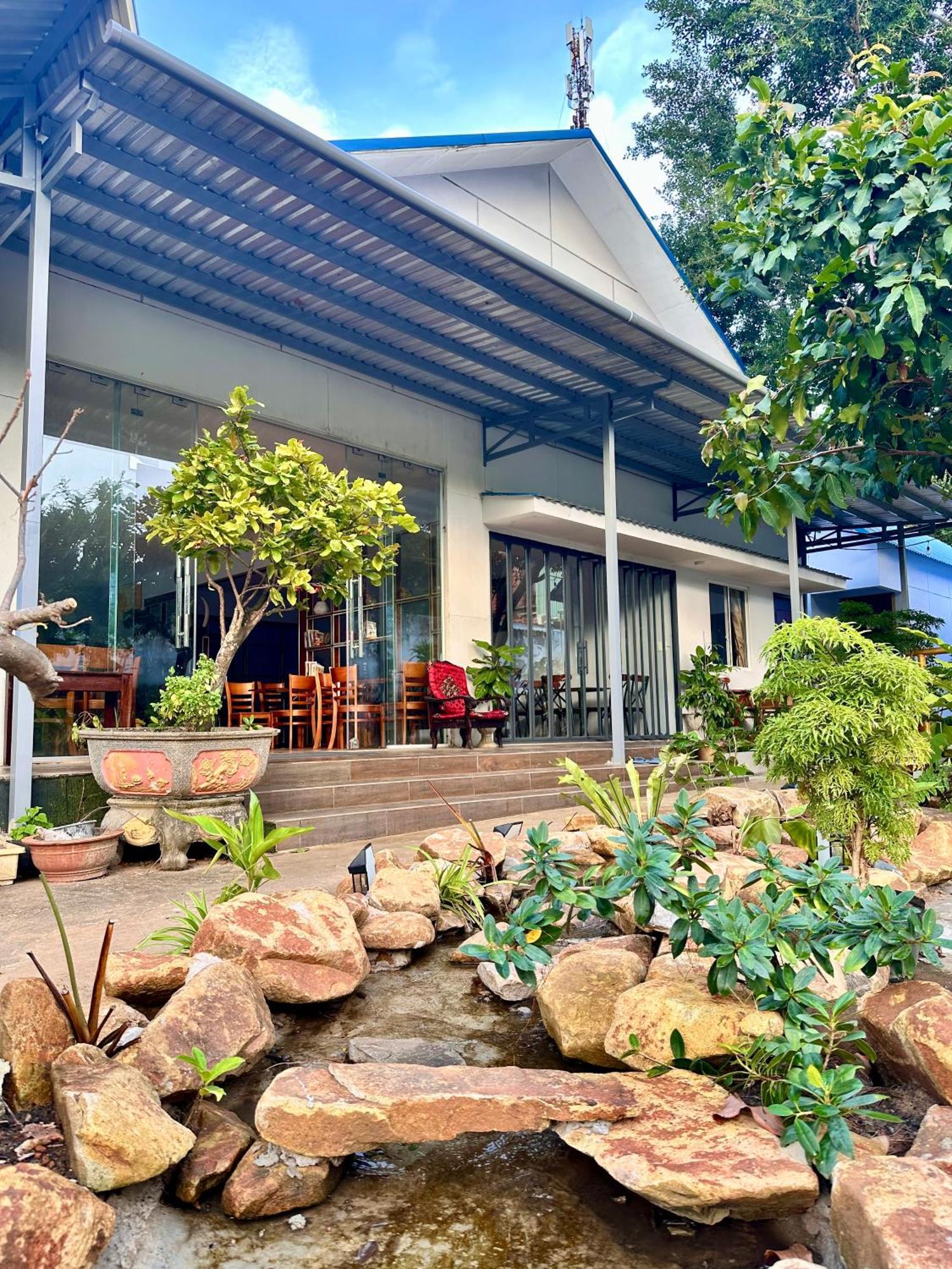 Bungalow Hotel Chi Khu Co Ong المظهر الخارجي الصورة