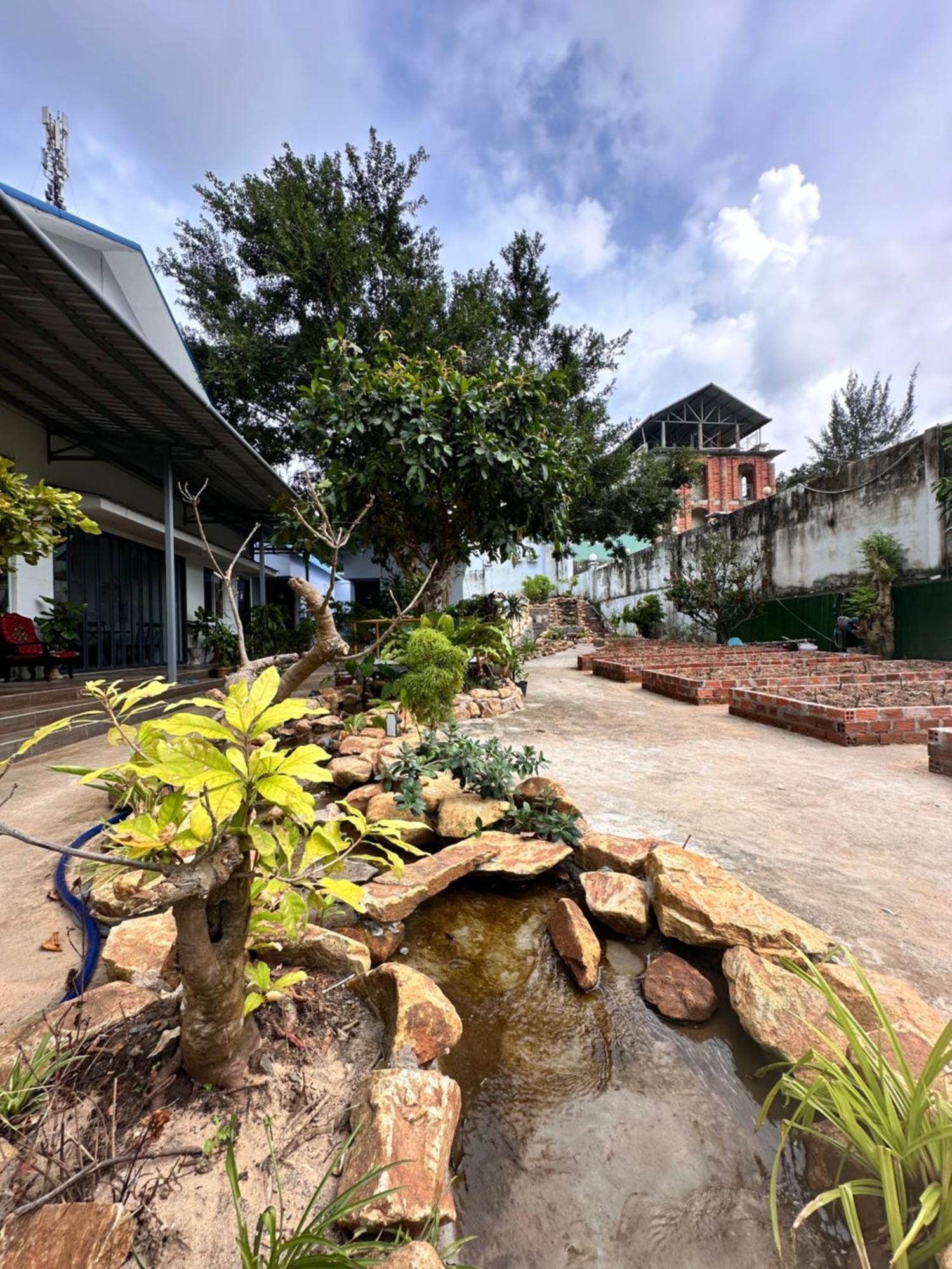 Bungalow Hotel Chi Khu Co Ong المظهر الخارجي الصورة