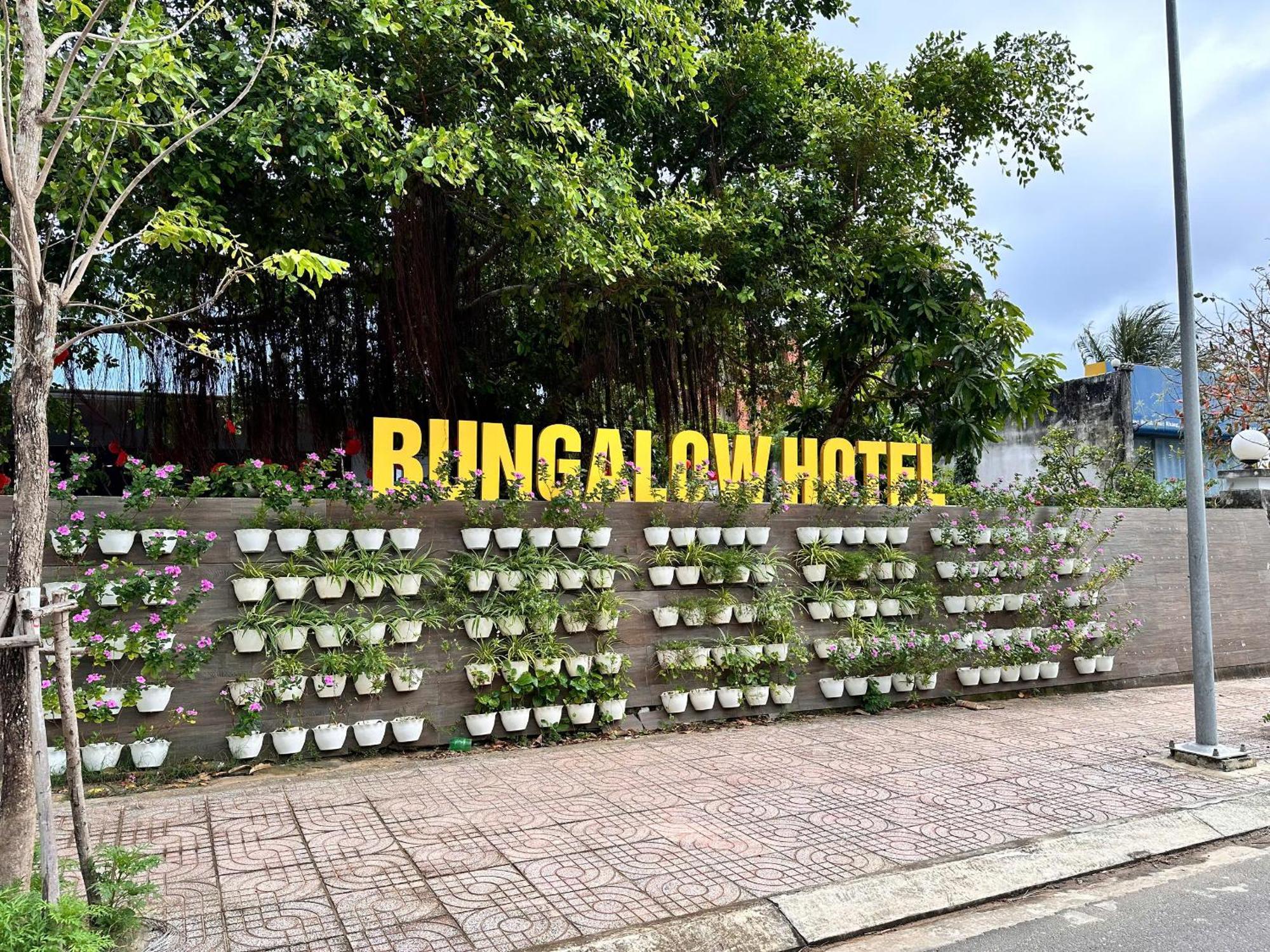 Bungalow Hotel Chi Khu Co Ong المظهر الخارجي الصورة